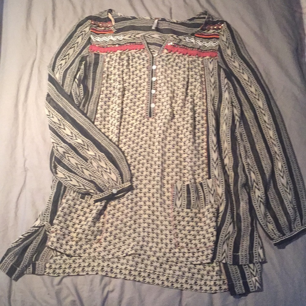 Printed and embellished flowy blouse